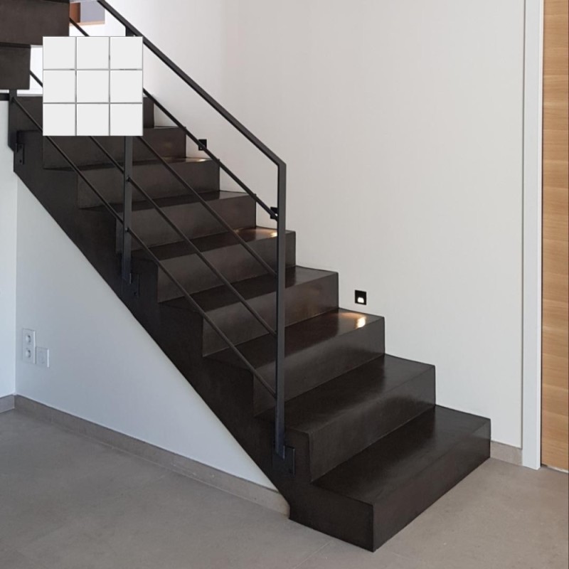 Béton ciré ISY escalier carrelé - couleur 17. Anthracite