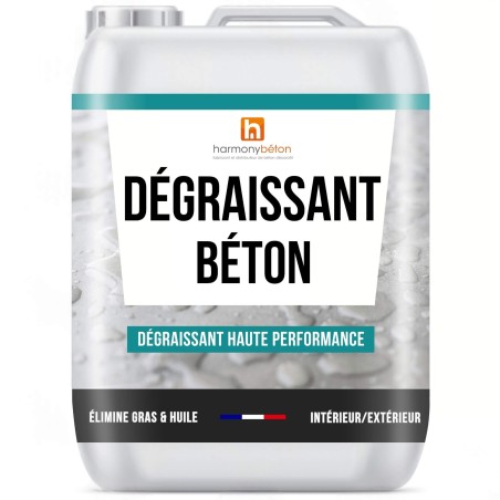 Dégraissant pour béton