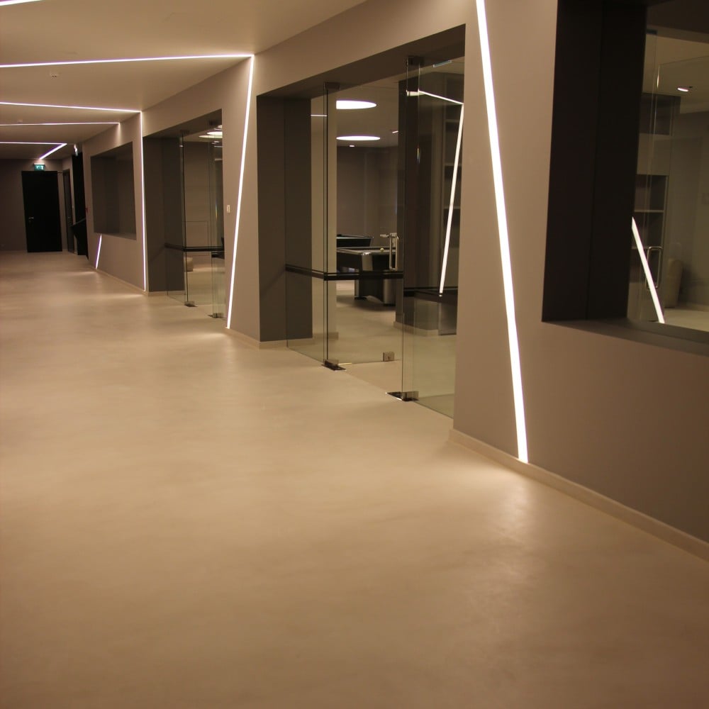 Béton ciré ISY sol forte protection - couleur 2. Blanc crème