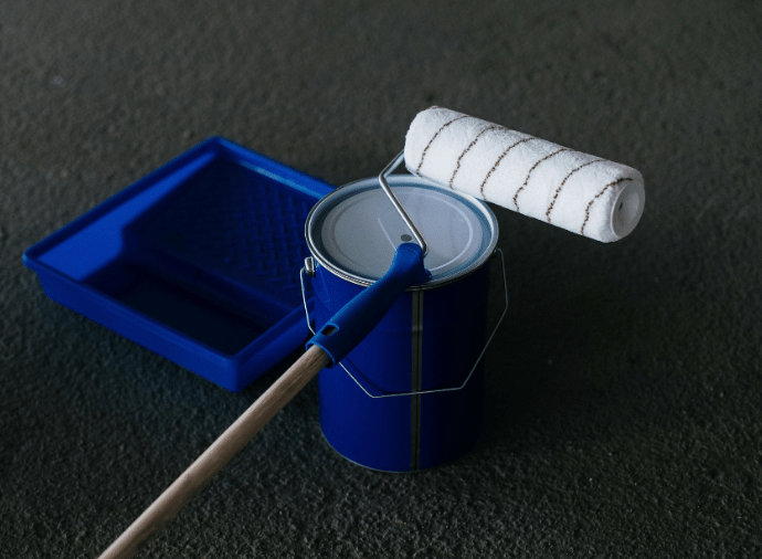 Quelle peinture pour sol béton extérieur ? Choix de la peinture, application, avantages : on vous dit tout !