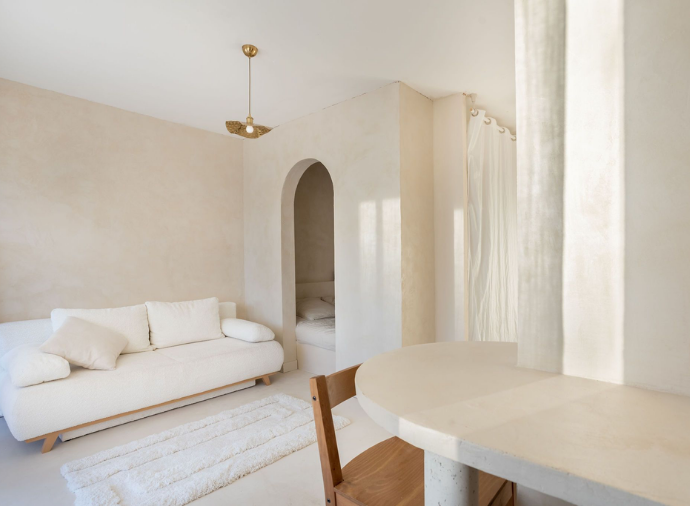 Sol béton ciré : 3 idées déco pour une pièce tendance en 2023