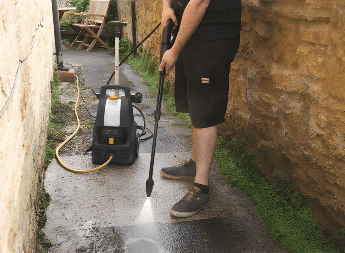 Le nettoyage et la rénovation de son béton à l'extérieur