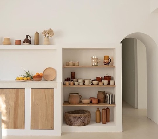 Béton et minimalisme : comment épurer vos espaces ?